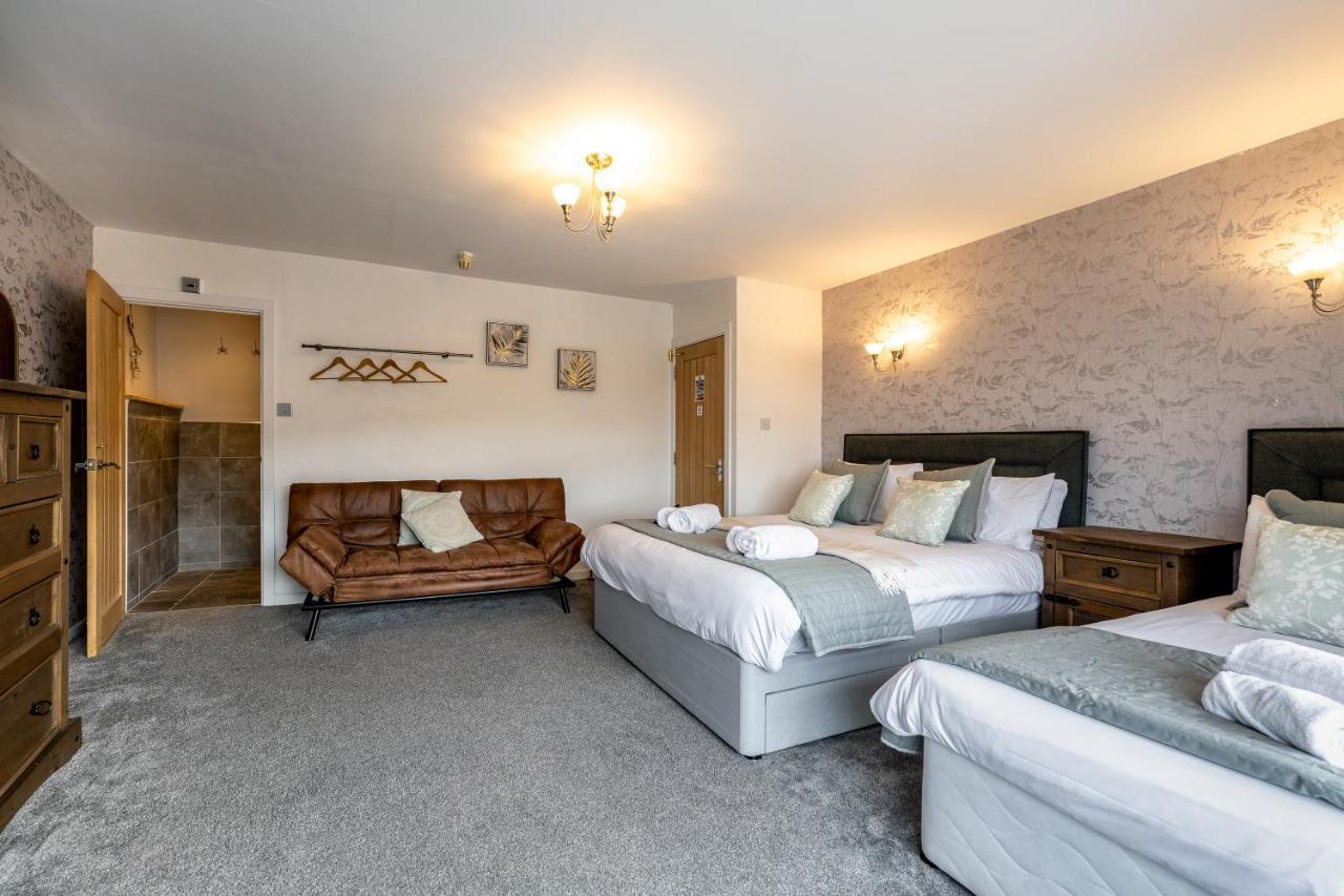 The New Lodge Pontardawe Buitenkant foto